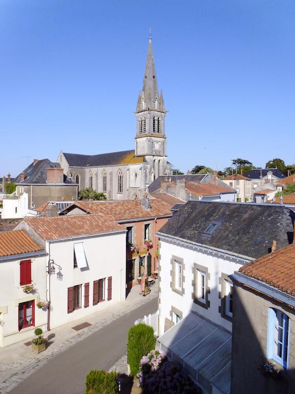 Le Petit Chateau - Tiffauges Proche Puy Dufou المظهر الخارجي الصورة